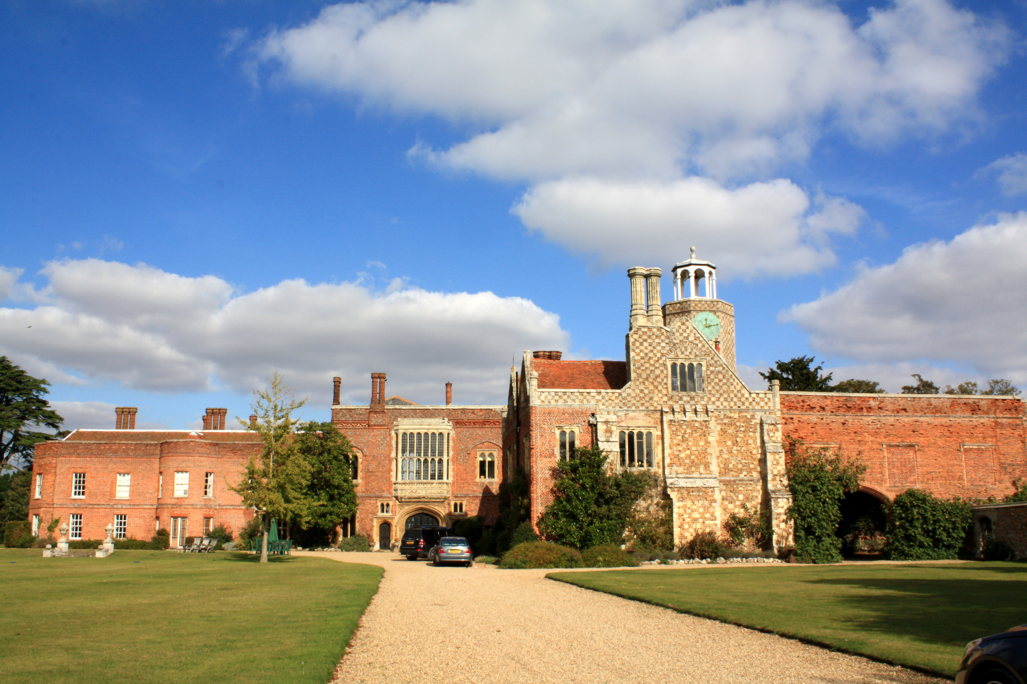 VisitEssexStOsyth/VE-StOsythPriory.jpg